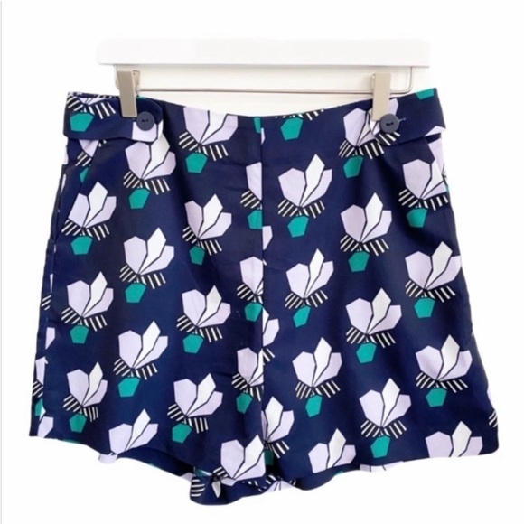 ANTHROPOLOGIE Mare Mare Navy And Purple Lotus Shorts NWT - Picture 2 of 8